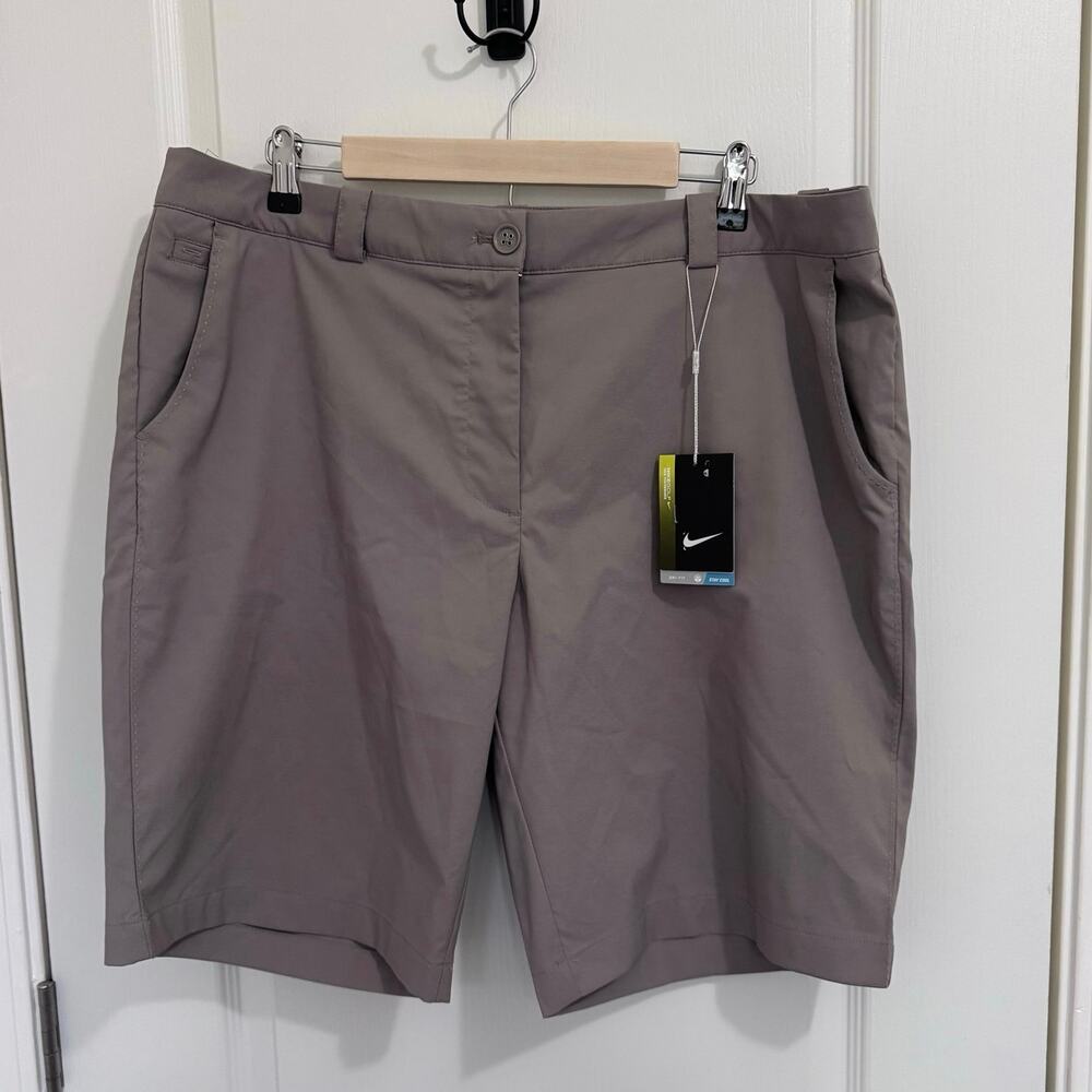 NEW Nike Golf Tour Performance Dri-Fit Stay Cool Shorts Women’s Sz 18 Beige Gray